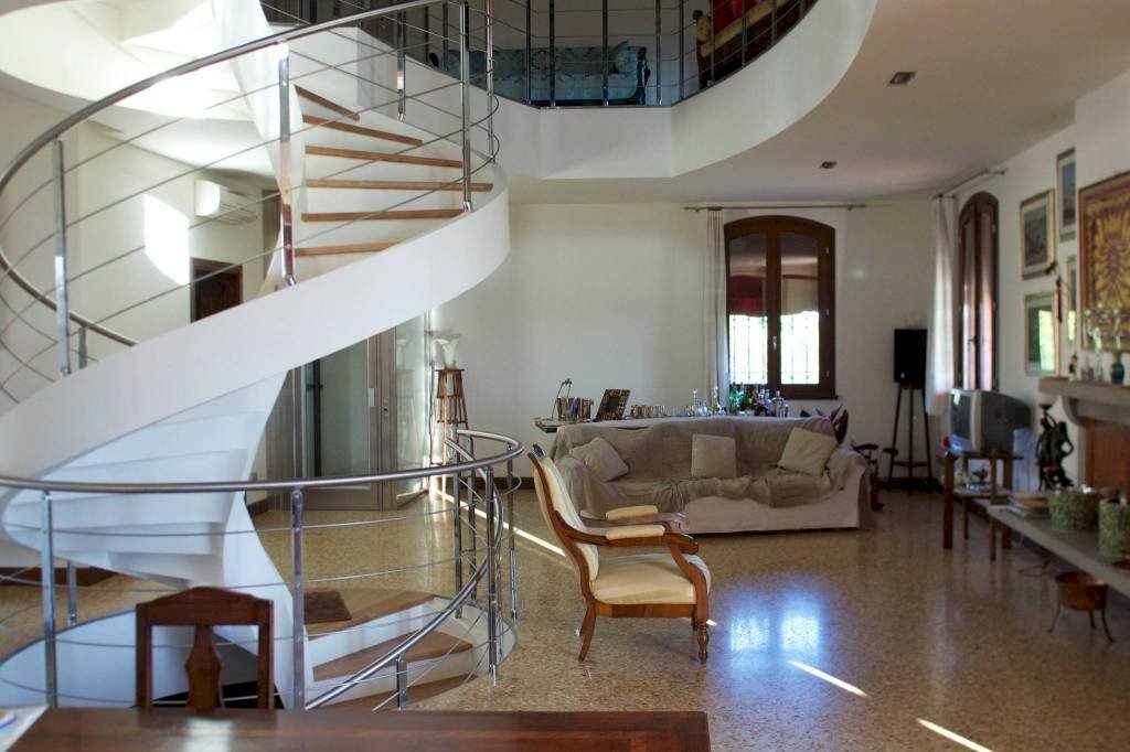 casa indipendente in vendita a Ravenna in zona Ragone