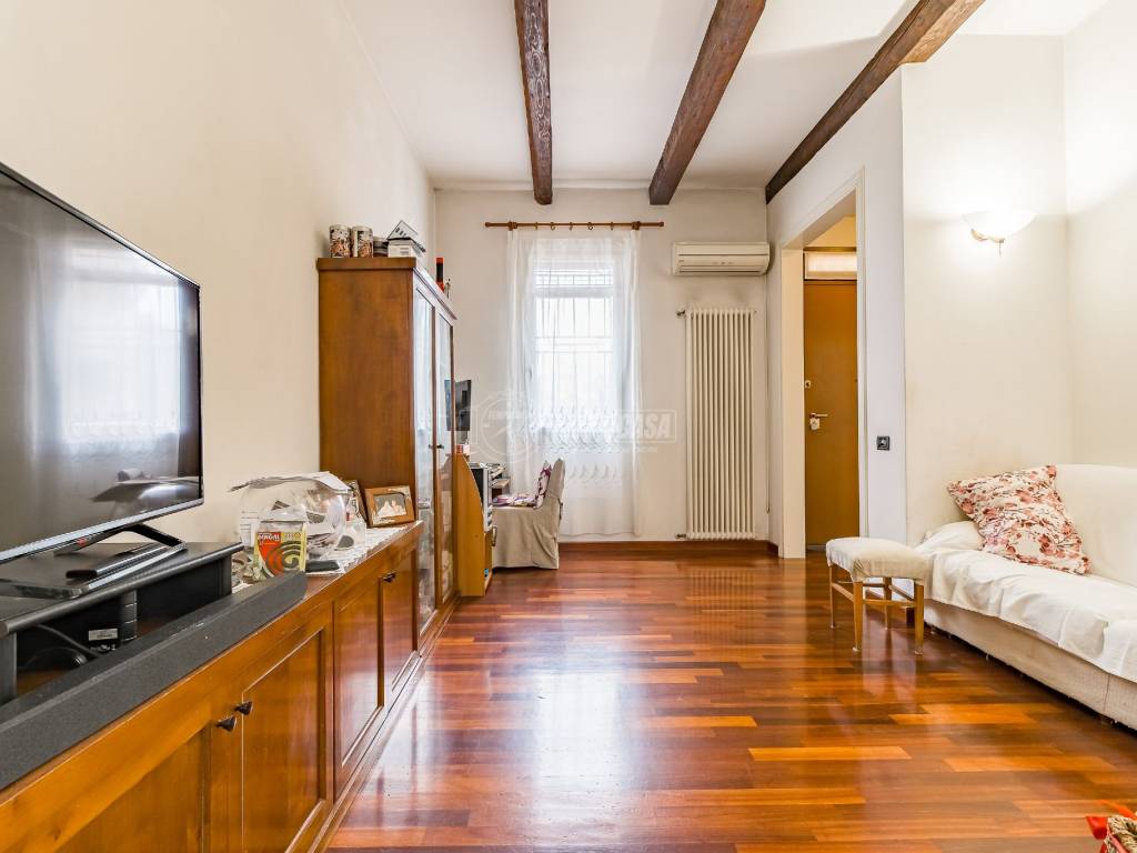 casa indipendente in vendita a Ravenna