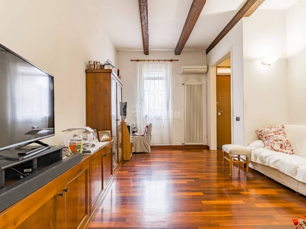 casa indipendente in vendita a Ravenna