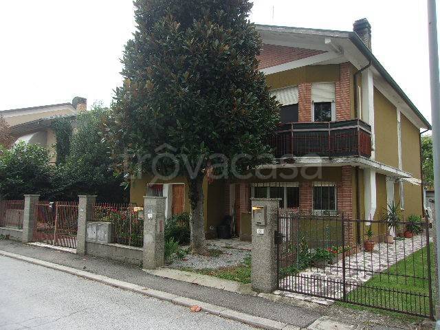 appartamento in vendita a Ravenna in zona San Pietro in Vincoli