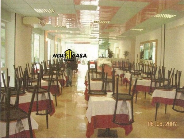 negozio in vendita a Ravenna in zona Lido di Classe