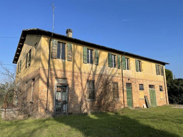 casale in vendita a Ravenna in zona Punta Marina Terme