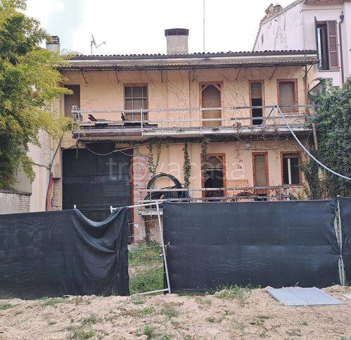 casa indipendente in vendita a Ravenna in zona Centro Storico