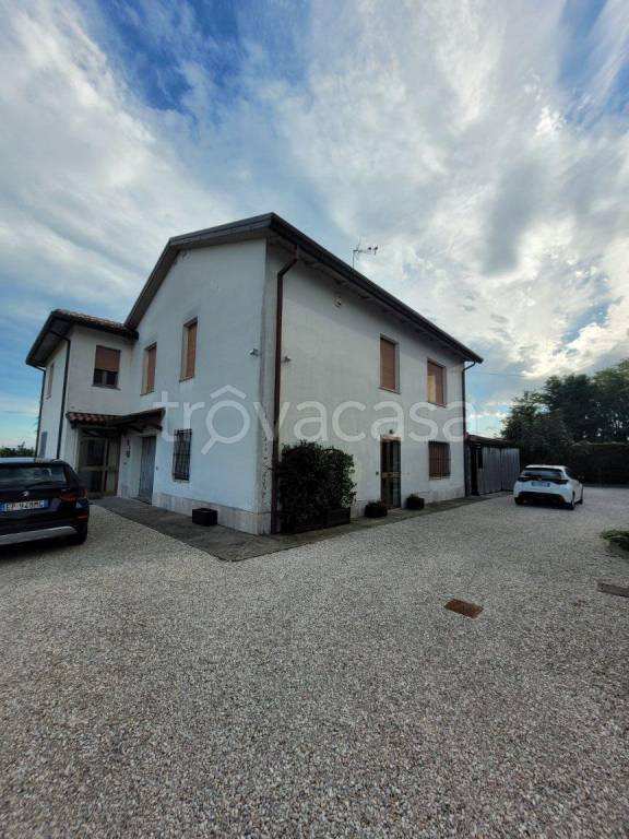 casa indipendente in vendita a Ravenna in zona Roncalceci
