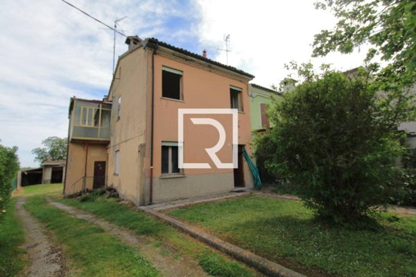 casa indipendente in vendita a Ravenna in zona Sant'Alberto