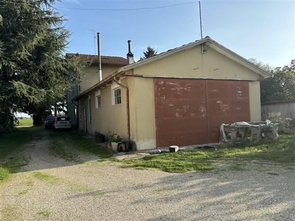 casa indipendente in vendita a Ravenna in zona Castiglione di Ravenna