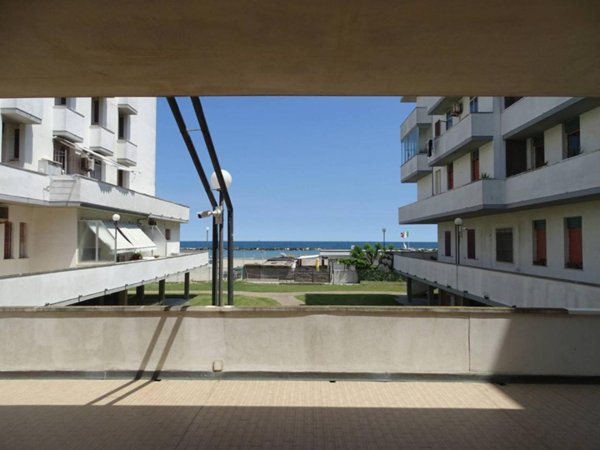 appartamento in vendita a Ravenna in zona Lido Adriano