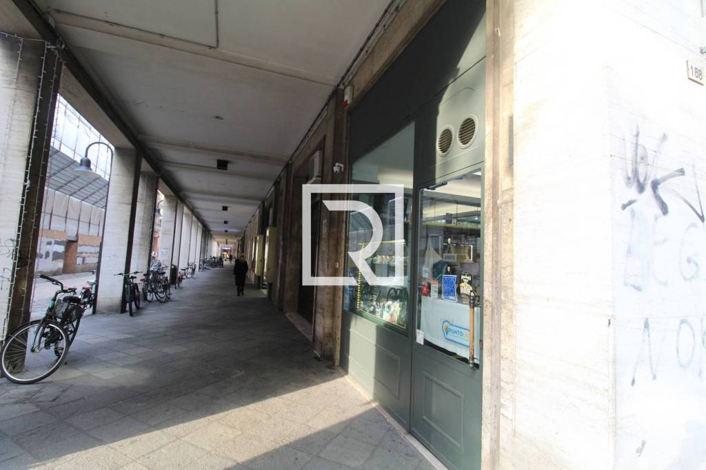 negozio in vendita a Ravenna in zona Centro Storico