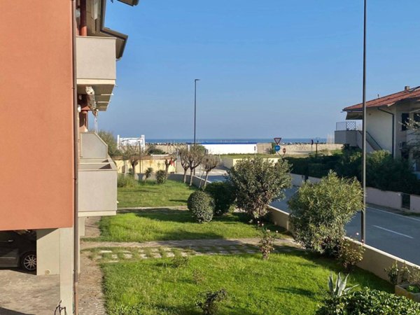 appartamento in vendita a Ravenna in zona Lido Adriano