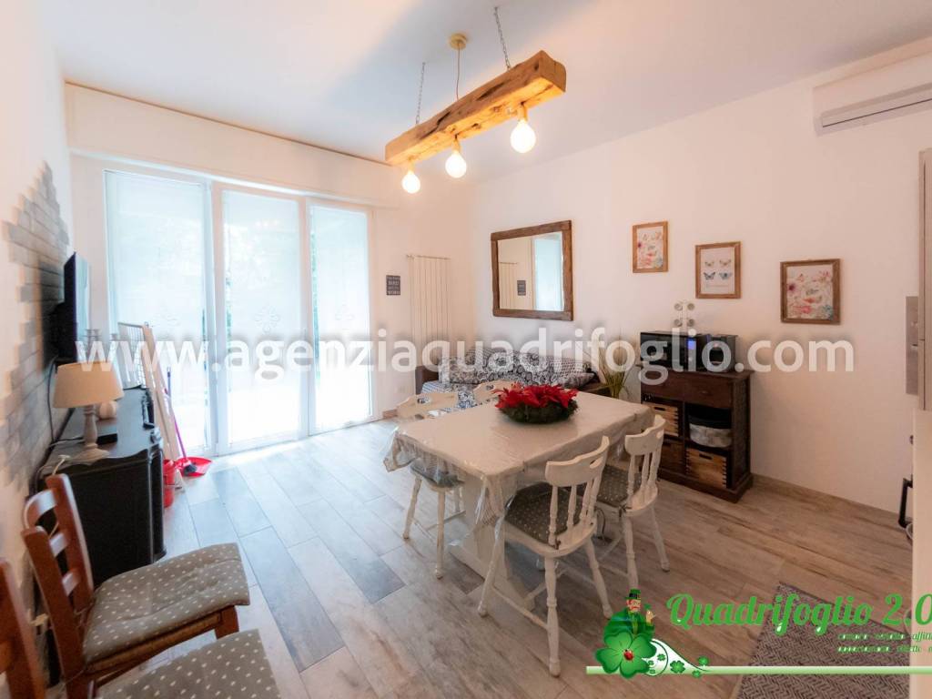 appartamento in vendita a Ravenna in zona Lido Adriano