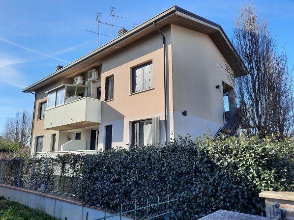 casa indipendente in vendita a Ravenna in zona Centro Storico