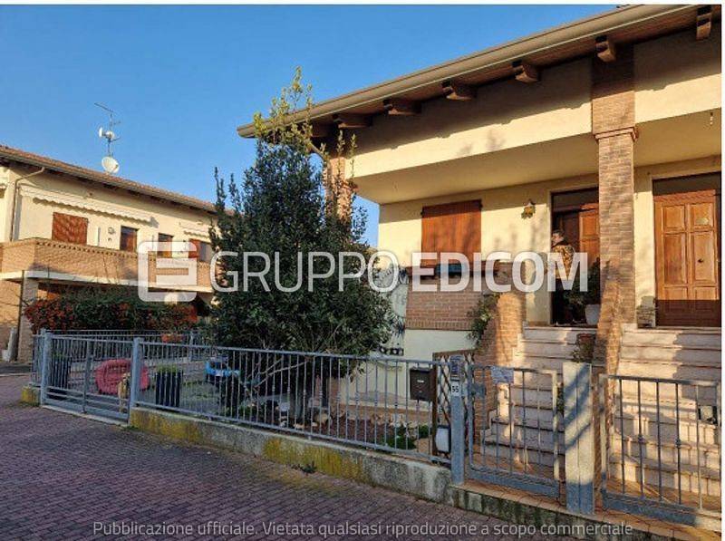 appartamento in vendita a Ravenna in zona Roncalceci
