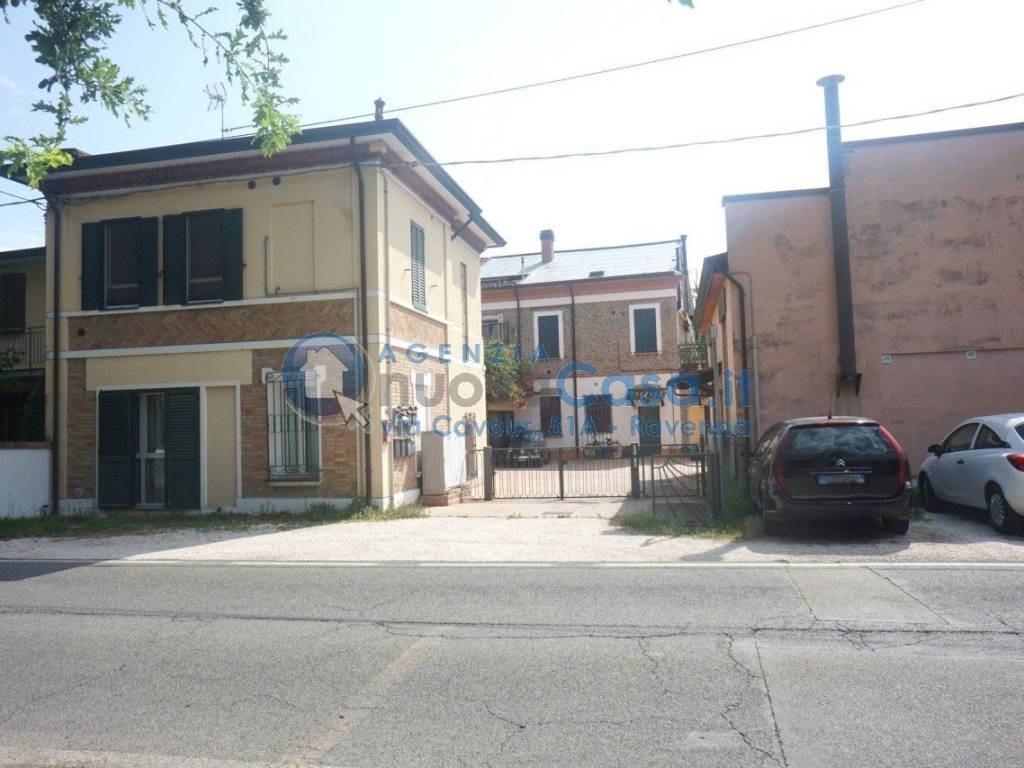 casa indipendente in vendita a Ravenna in zona San Pietro in Vincoli