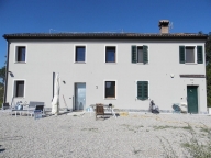casa indipendente in vendita a Ravenna