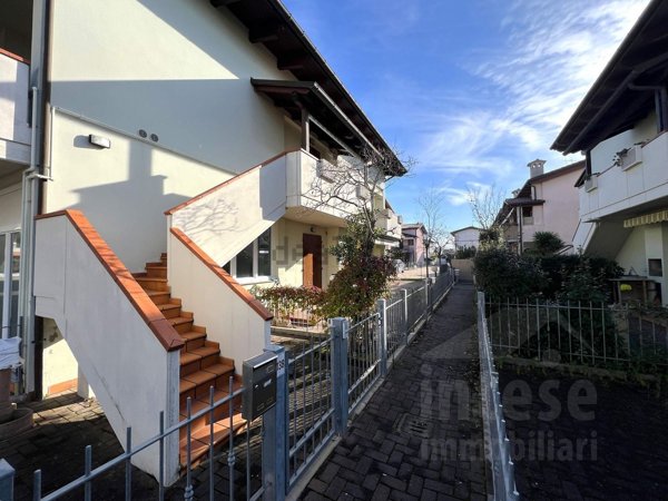 appartamento in vendita a Ravenna in zona Lido di Classe