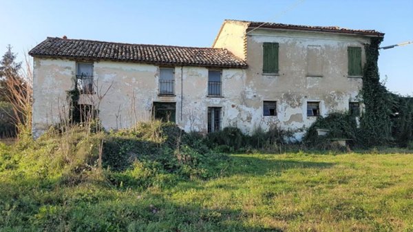 casa indipendente in vendita a Ravenna in zona Santerno