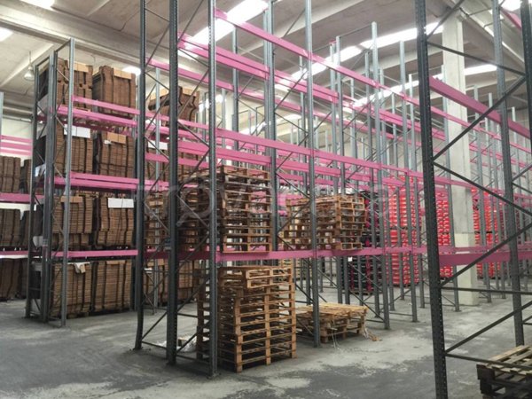 capannone in vendita a Ravenna in zona Camerlona