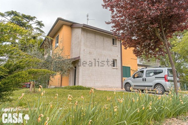 casa indipendente in vendita a Ravenna in zona Santo Stefano