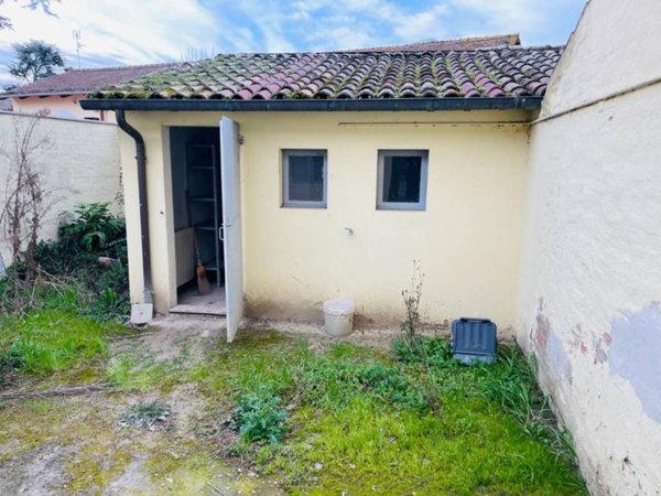 casa indipendente in vendita a Ravenna in zona San Pietro in Vincoli
