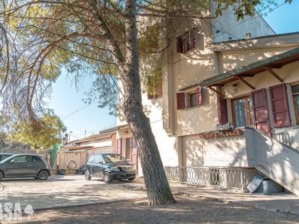 casa indipendente in vendita a Ravenna in zona Castiglione di Ravenna