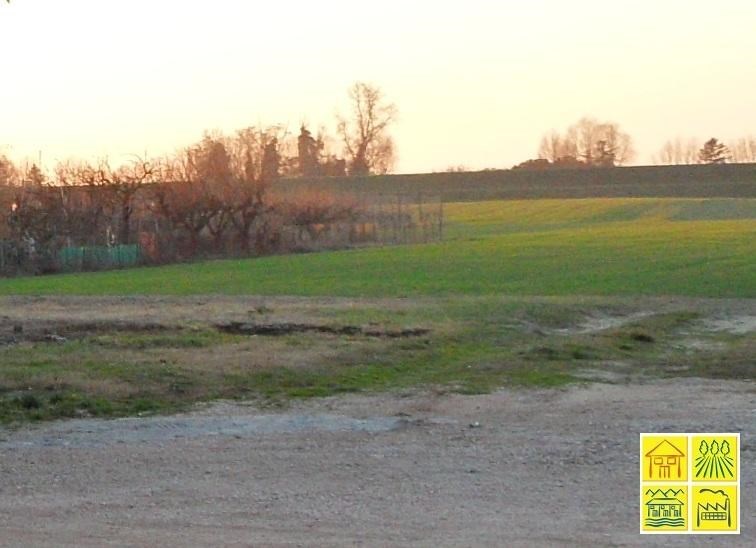 casa indipendente in vendita a Ravenna in zona Mezzano