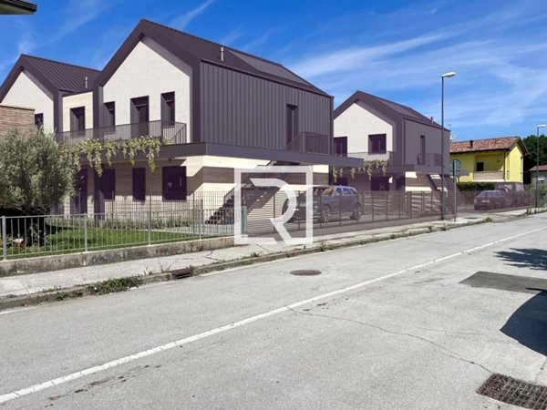 casa indipendente in vendita a Ravenna in zona San Zaccaria