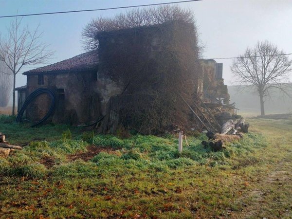 casa indipendente in vendita a Ravenna in zona Ragone