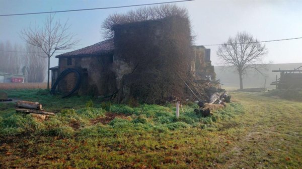casa indipendente in vendita a Ravenna in zona Ragone