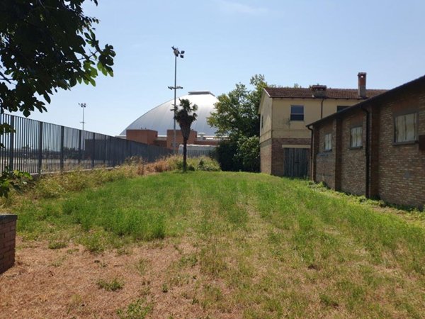 terreno edificabile in vendita a Ravenna