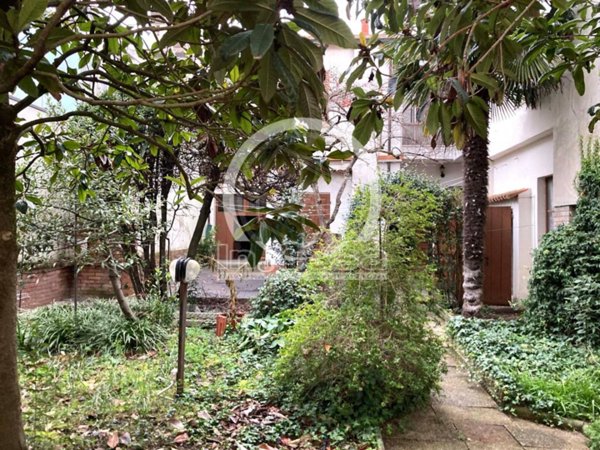 casa indipendente in vendita a Ravenna in zona Centro Storico