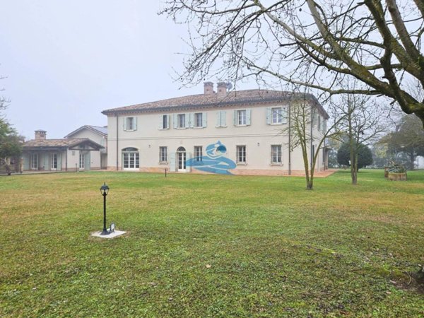 villa in vendita a Ravenna in zona San Michele