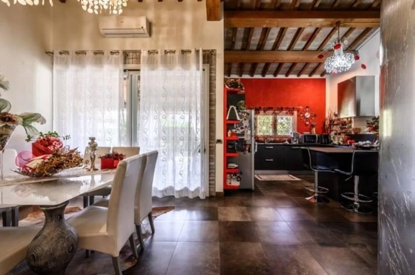 casa indipendente in vendita a Ravenna in zona Madonna dell'Albero