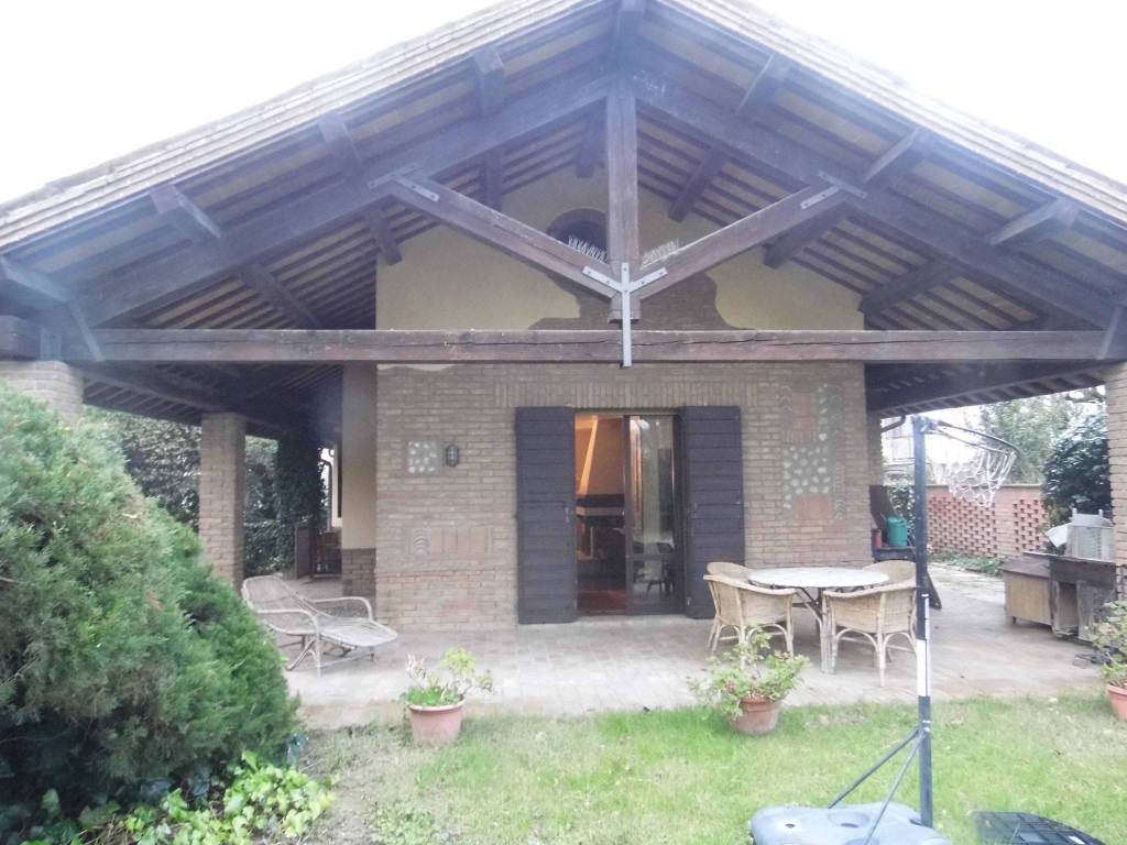 casa indipendente in vendita a Ravenna in zona Marina di Ravenna