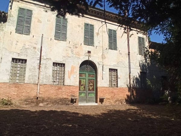 casa indipendente in vendita a Ravenna in zona Ragone