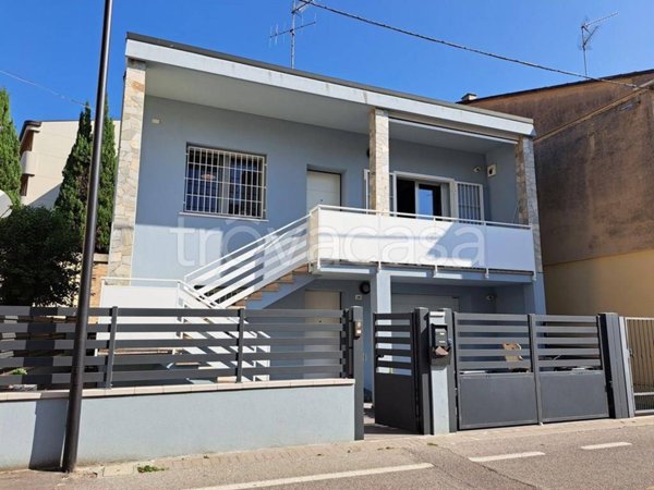 casa indipendente in vendita a Ravenna