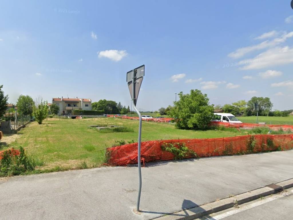 terreno edificabile in vendita a Ravenna in zona Castiglione di Ravenna