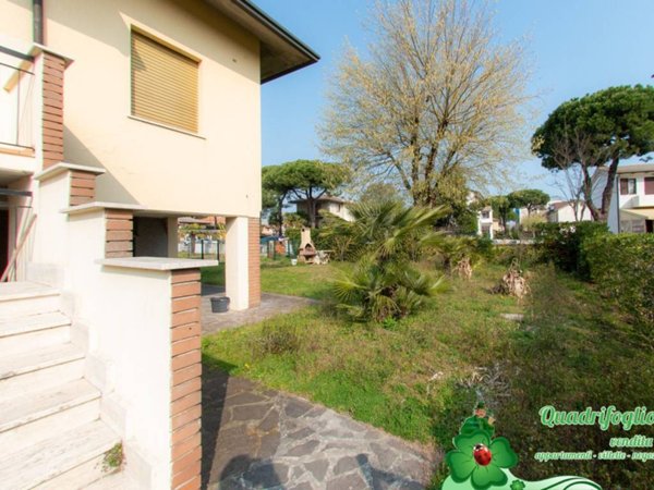 appartamento in vendita a Ravenna in zona Lido Adriano