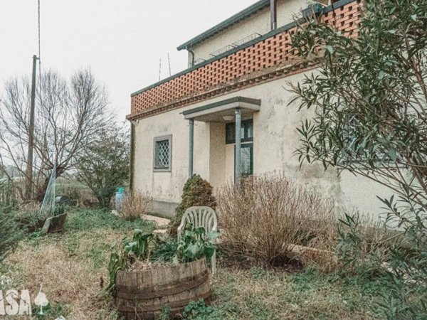 casa indipendente in vendita a Ravenna in zona San Zaccaria