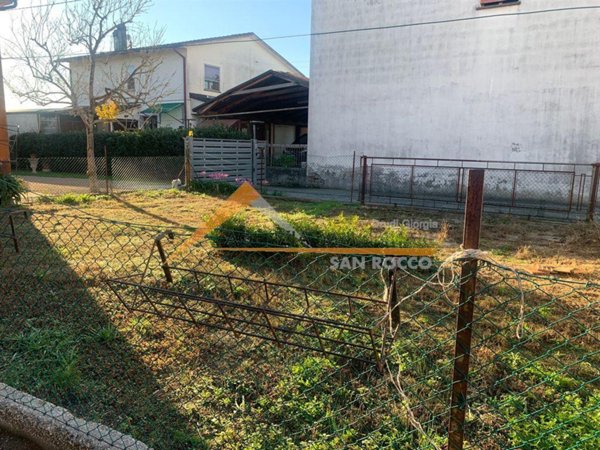 casa indipendente in vendita a Ravenna in zona Piangipane