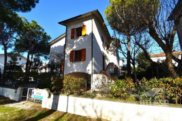 casa indipendente in vendita a Ravenna in zona Lido di Classe