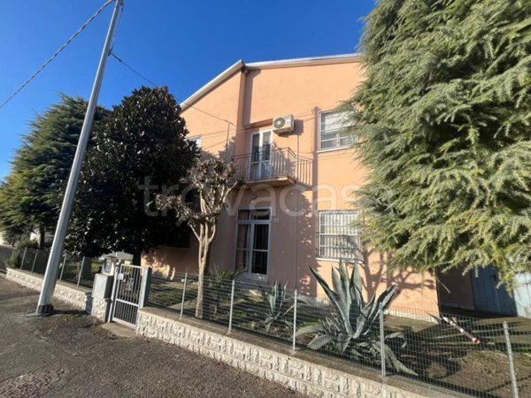 casa indipendente in vendita a Ravenna in zona Savarna / Conventello