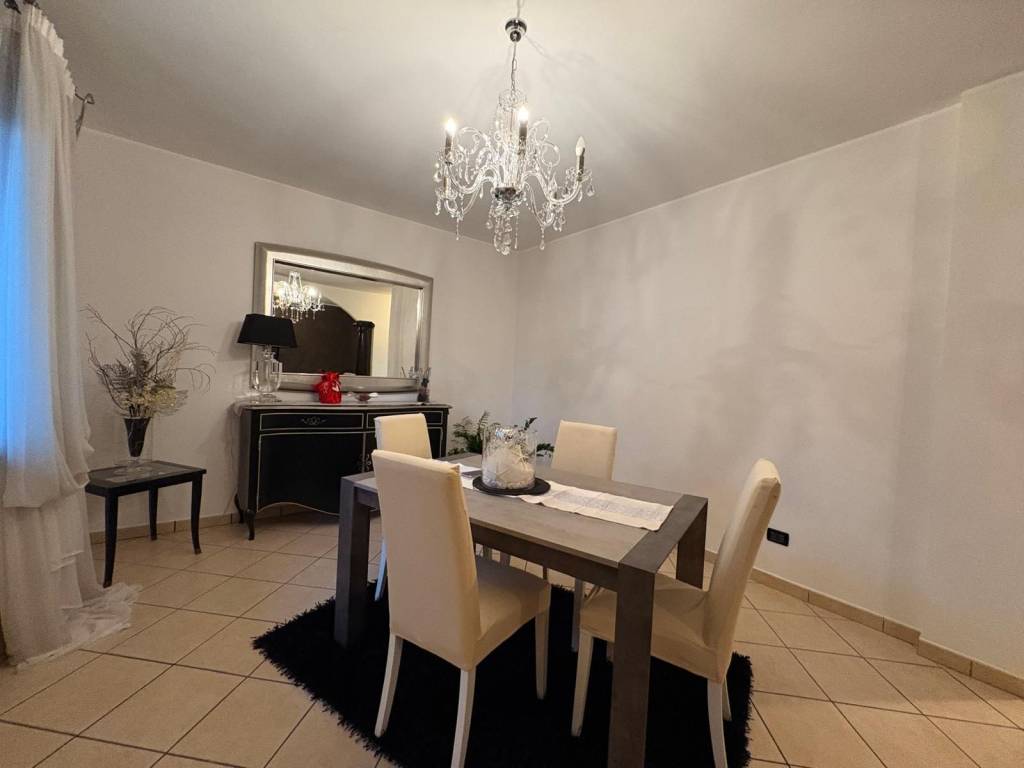 casa indipendente in vendita a Ravenna in zona Lido Adriano