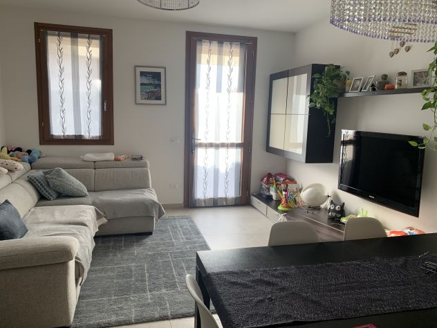 casa indipendente in vendita a Ravenna in zona Roncalceci