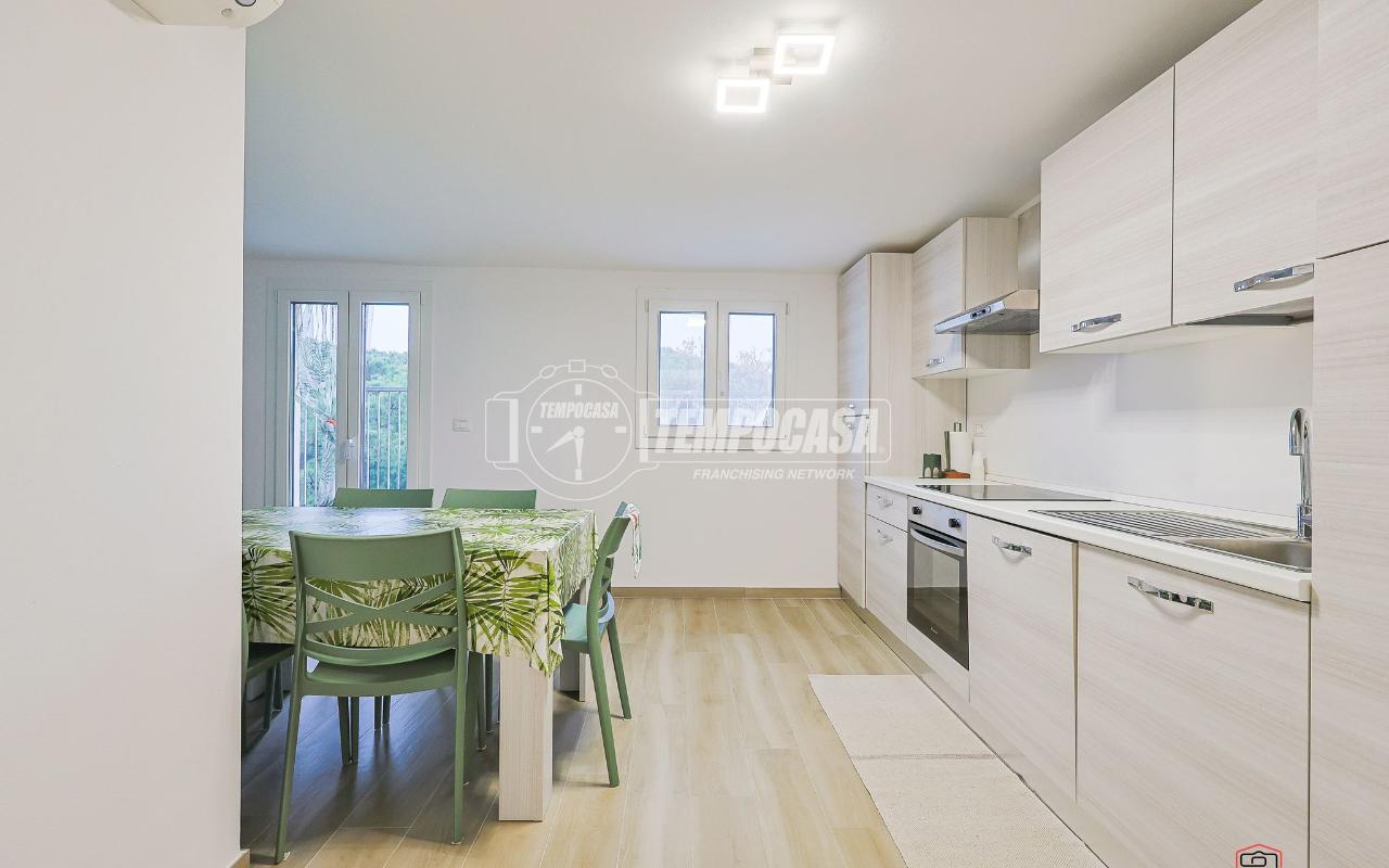 appartamento in vendita a Ravenna in zona Punta Marina Terme