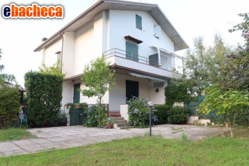 casa indipendente in vendita a Ravenna in zona Classe