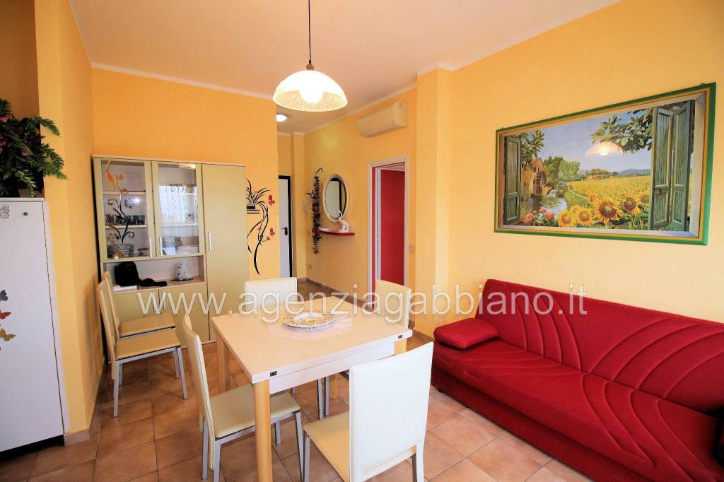 appartamento in vendita a Ravenna in zona Lido Adriano