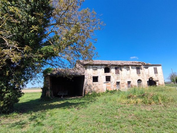 casa indipendente in vendita a Ravenna in zona Santerno