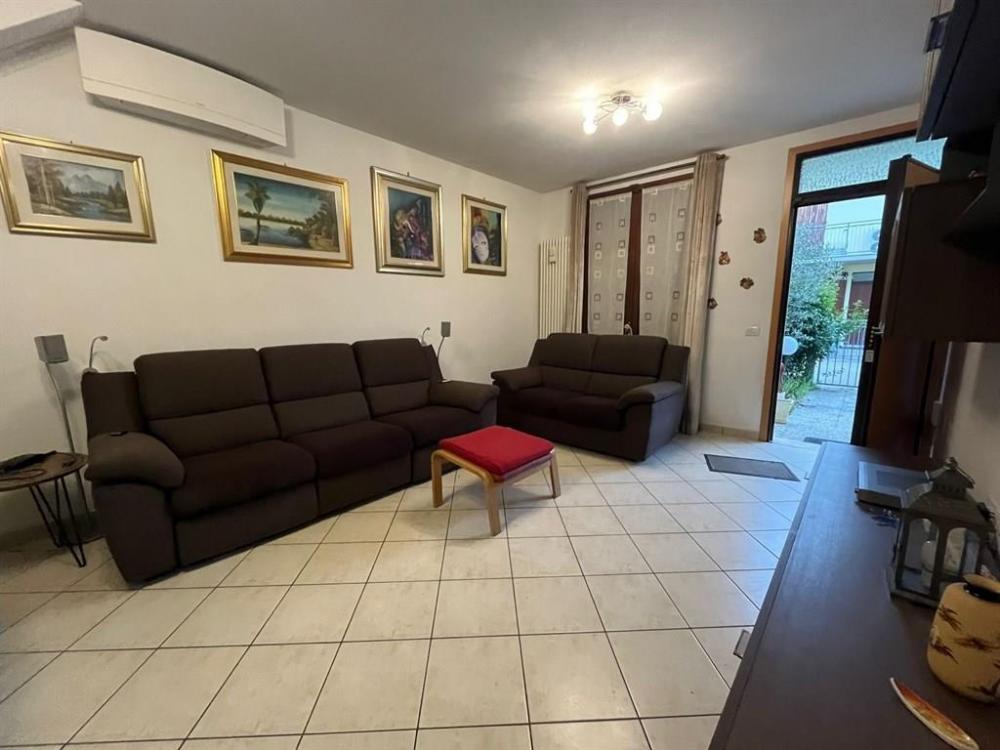 casa indipendente in vendita a Ravenna in zona Roncalceci
