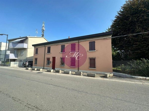 casa indipendente in vendita a Ravenna in zona Sant'Alberto