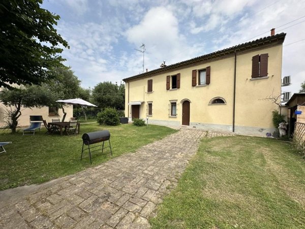 casa indipendente in vendita a Ravenna in zona Centro Storico